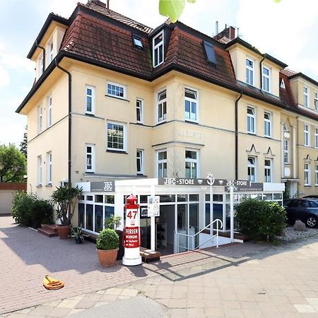 Villa Warnemuende Ferienwohnungen Росток Екстер'єр фото